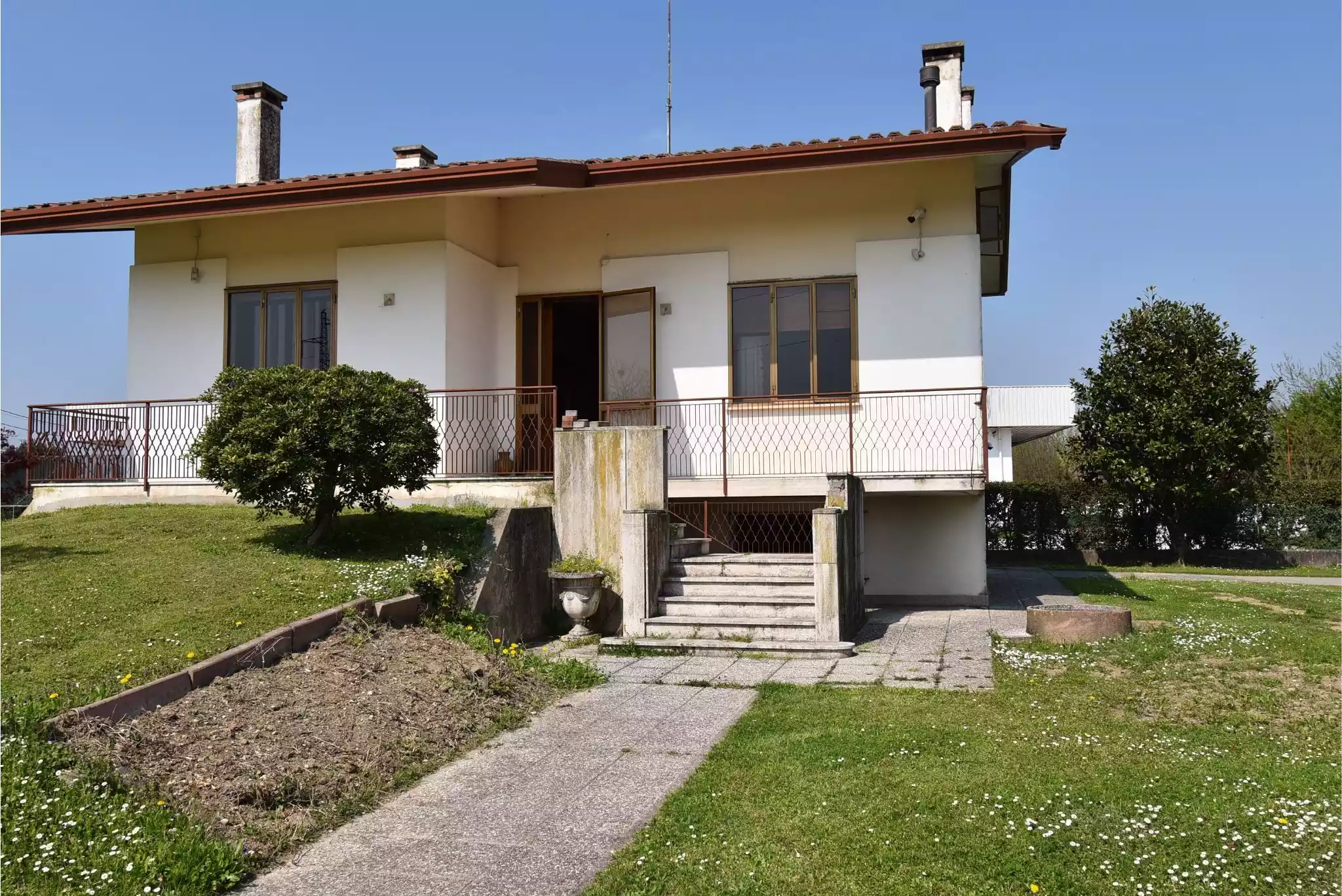 CASA-SINGOLA-GIARDINO-3000-MQ (1)